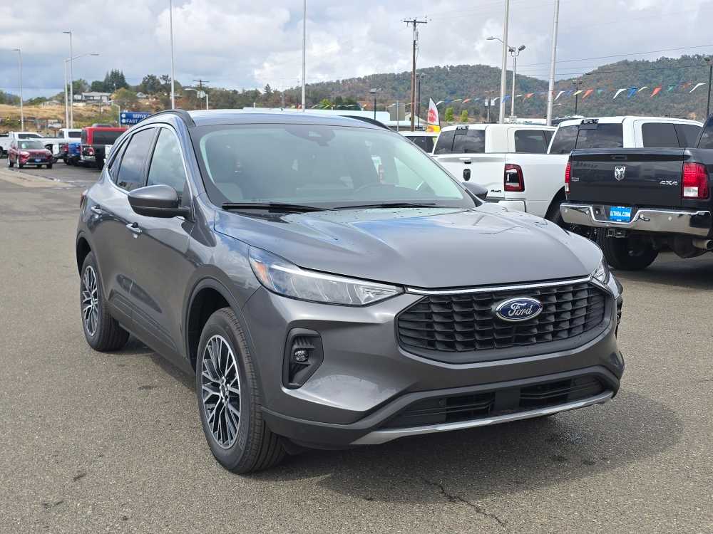 Thumbnail: 2025 Ford Escape - 7