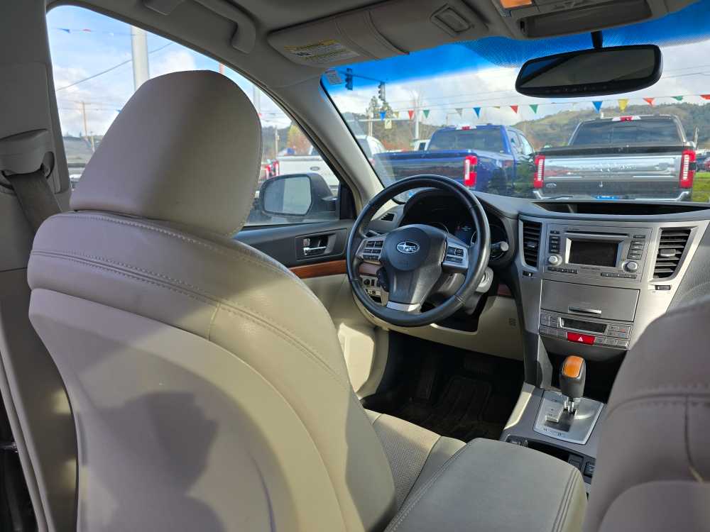 Thumbnail: 2014 Subaru Outback - 10