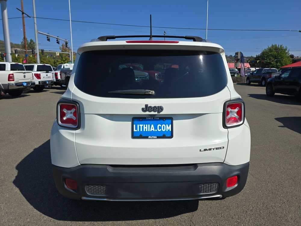 Thumbnail: 2016 Jeep Renegade - 4