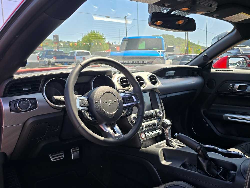 2018 Ford Mustang  9