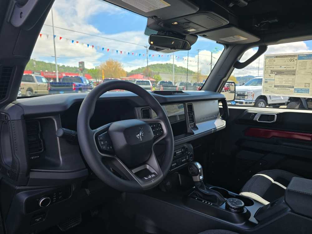 Thumbnail: 2026 Ford Bronco - 9