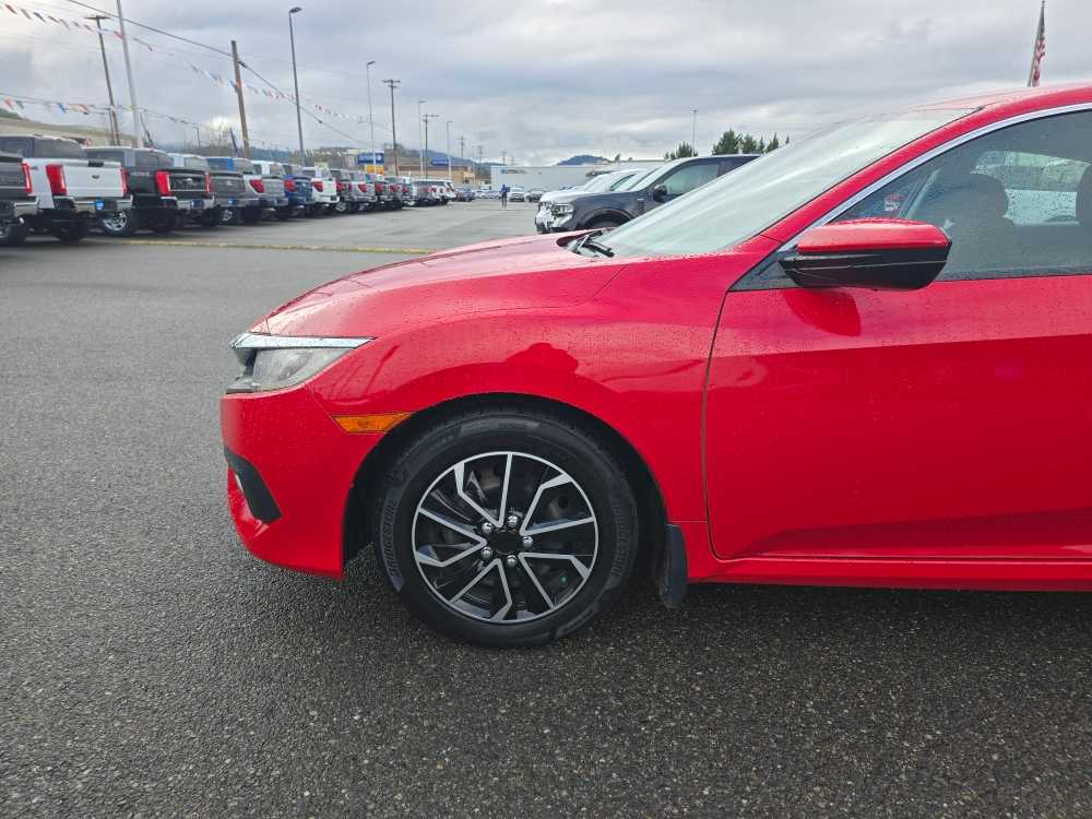 Thumbnail: 2017 Honda Civic - 17