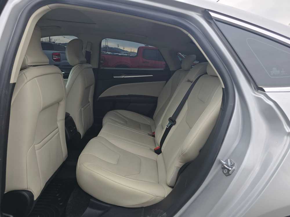 Thumbnail: 2018 Ford Fusion - 16