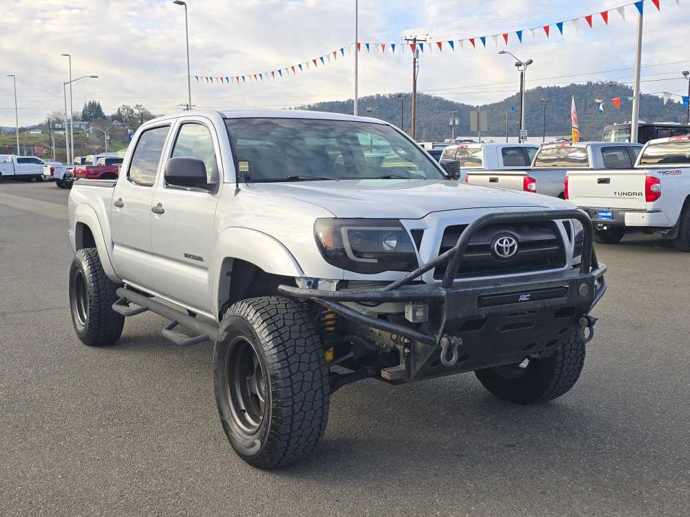 Thumbnail: 2005 Toyota Tacoma - 7