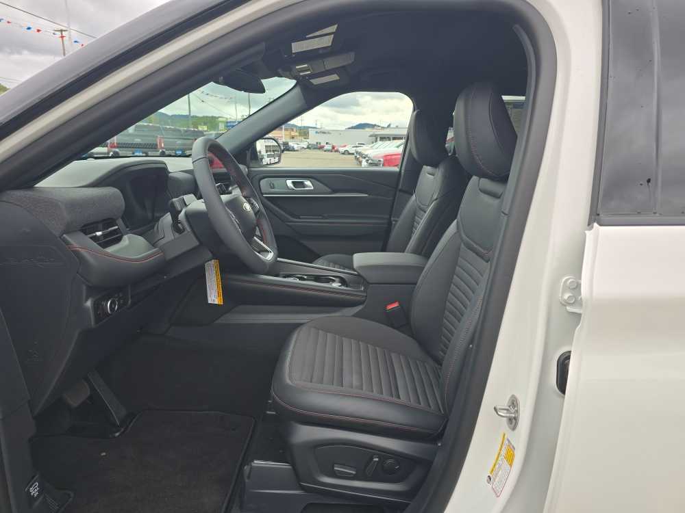 Thumbnail: 2026 Ford Explorer - 9