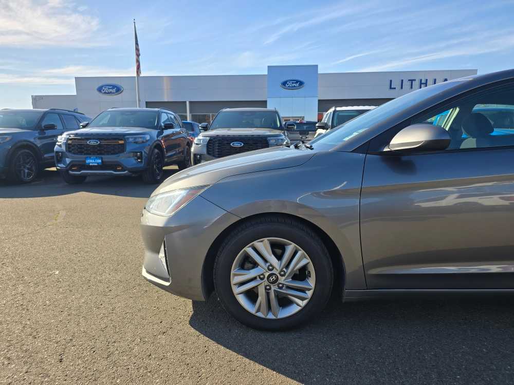 Thumbnail: 2020 Hyundai Elantra - 18