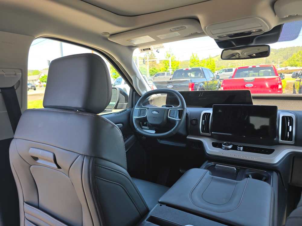 Thumbnail: 2025 Ford Expedition MAX - 10