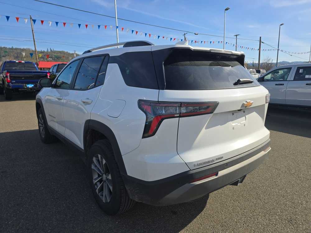 Thumbnail: 2025 Chevrolet Equinox - 3