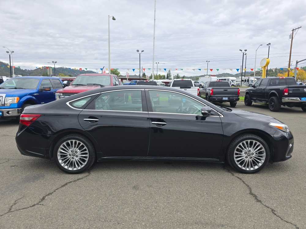 Thumbnail: 2016 Toyota Avalon - 6