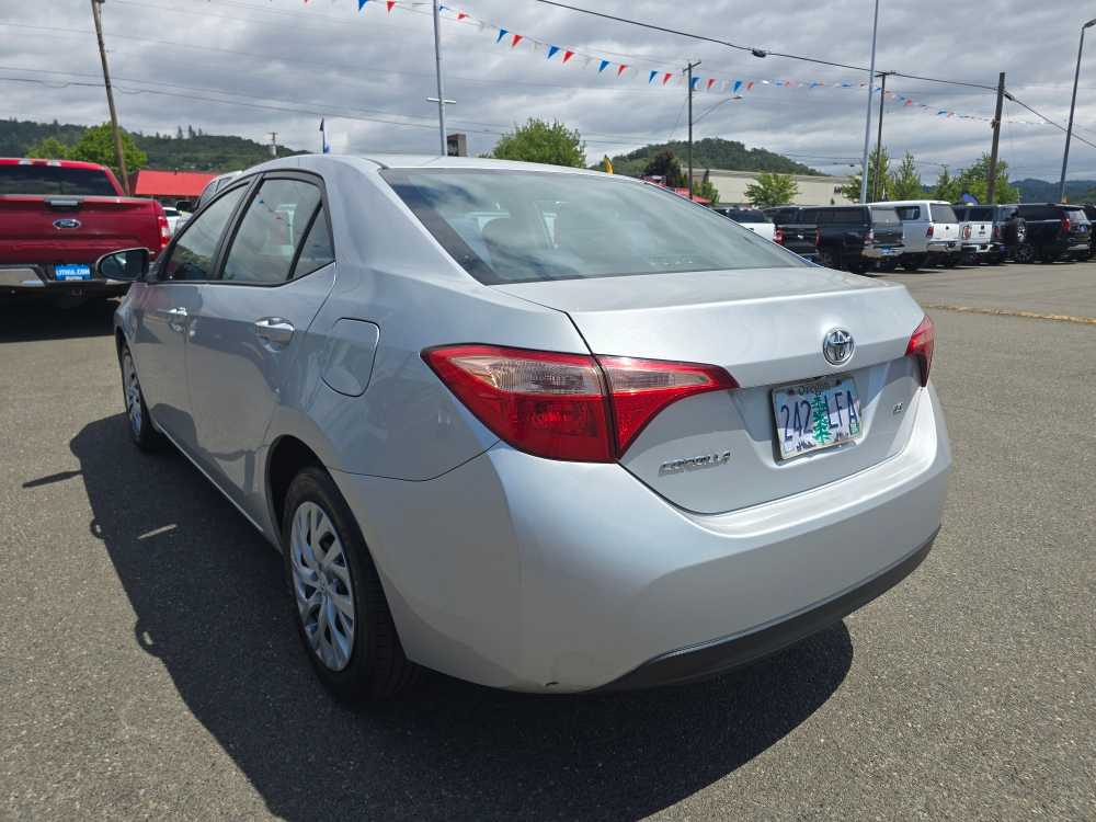 Thumbnail: 2017 Toyota Corolla - 2