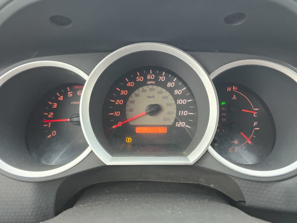 Thumbnail: 2006 Toyota Tacoma - 7