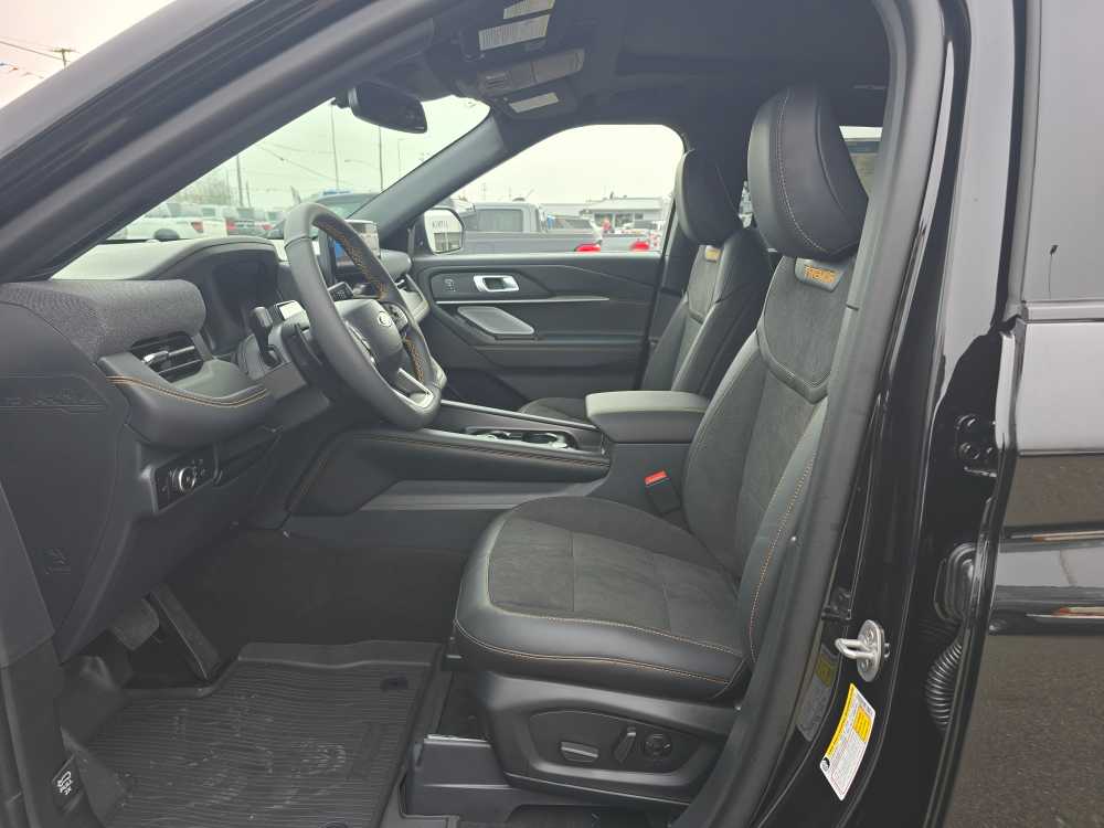 Thumbnail: 2026 Ford Explorer - 9