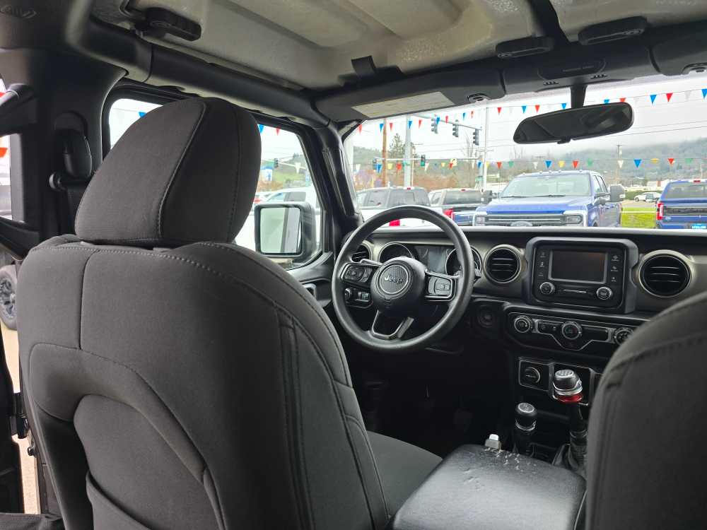 Thumbnail: 2019 Jeep Wrangler - 10