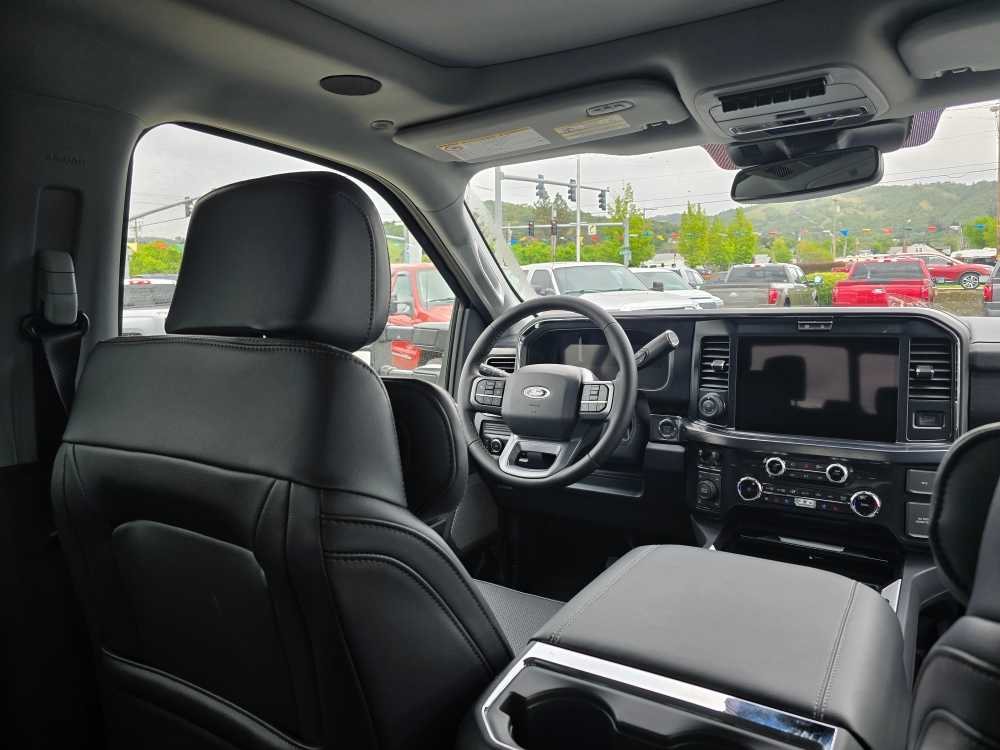 Thumbnail: 2025 Ford F-250 - 10