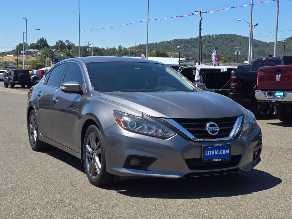 Thumbnail: 2018 Nissan Altima - 7