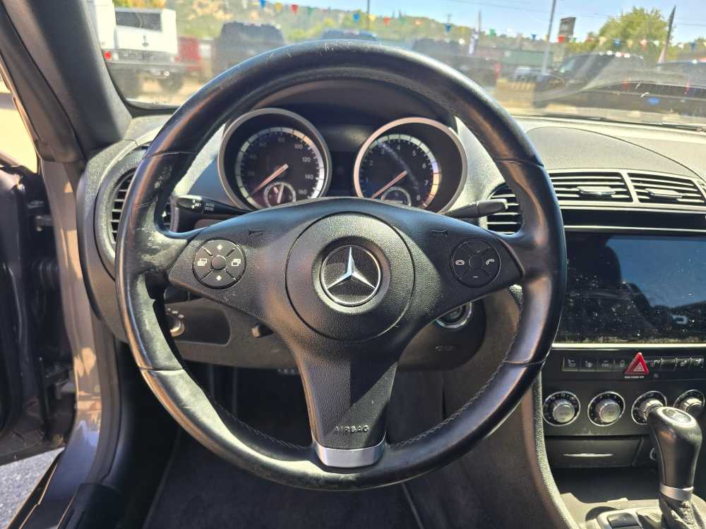 Thumbnail: 2010 Mercedes-Benz SLK - 12
