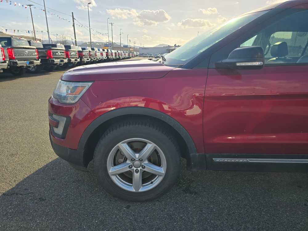 Thumbnail: 2016 Ford Explorer - 6