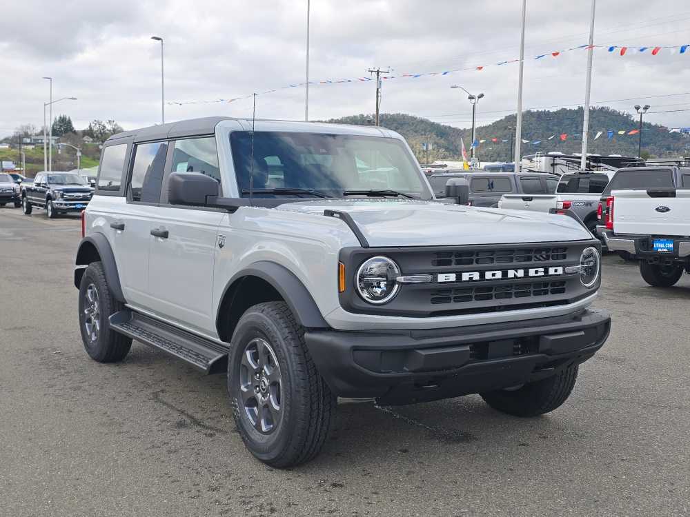 Thumbnail: 2026 Ford Bronco - 7