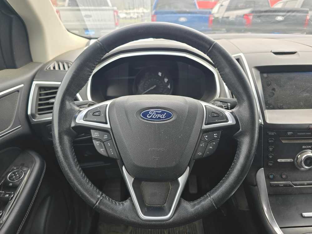 Thumbnail: 2018 Ford Edge - 11