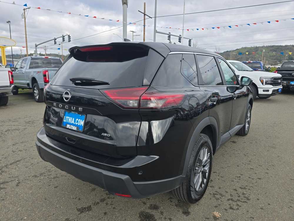 Thumbnail: 2024 Nissan Rogue - 5