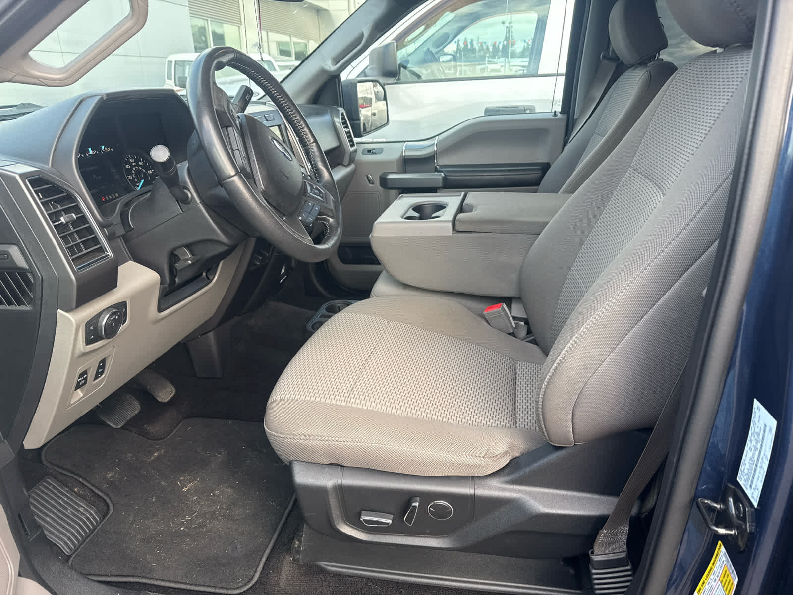 Thumbnail: 2018 Ford F-150 - 9