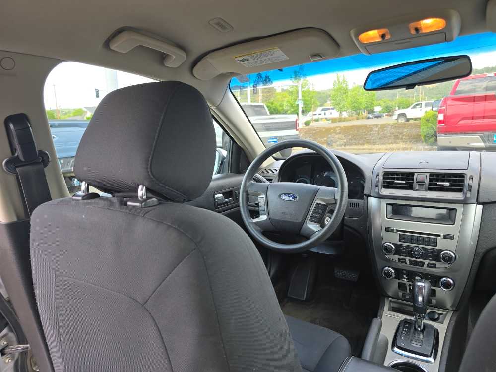 Thumbnail: 2012 Ford Fusion - 11