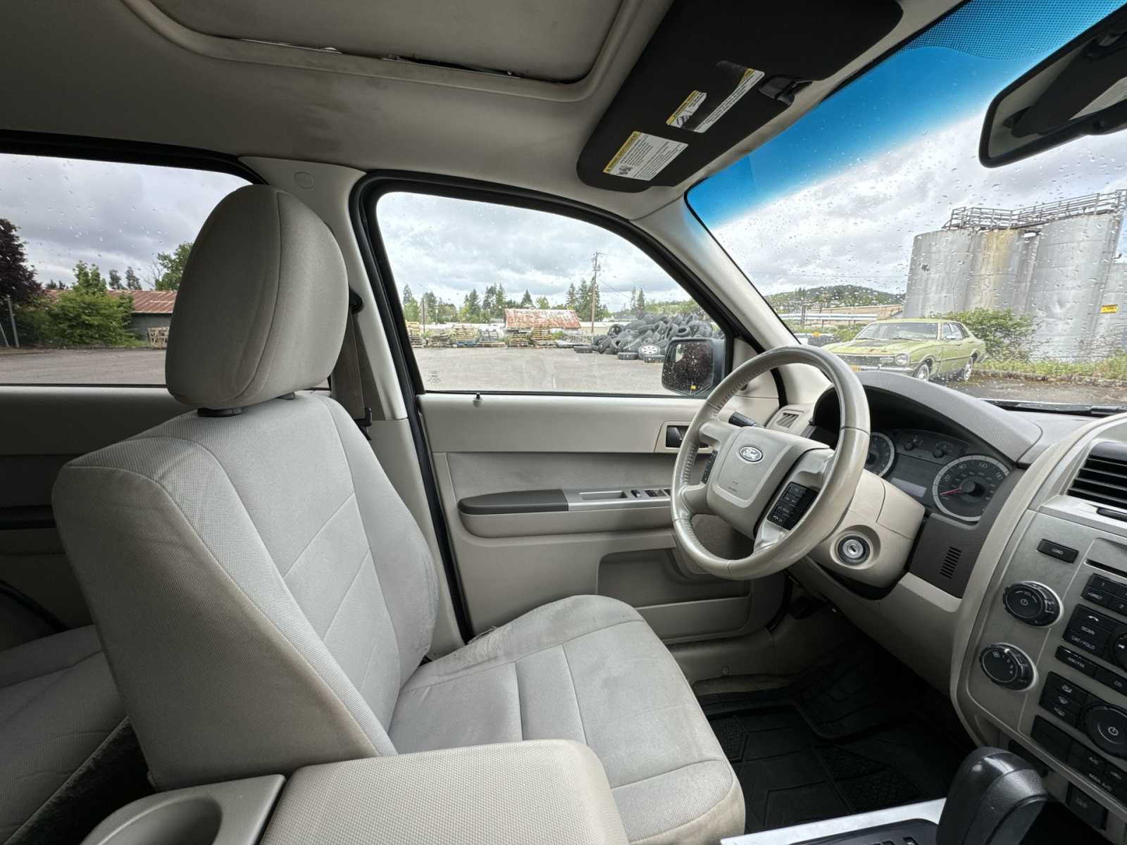 2012 Ford Escape XLT 11