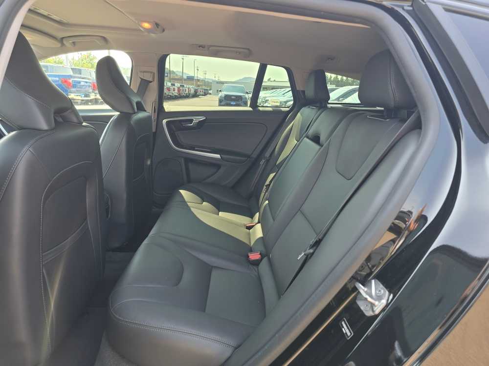 Thumbnail: 2018 Volvo S60 - 16