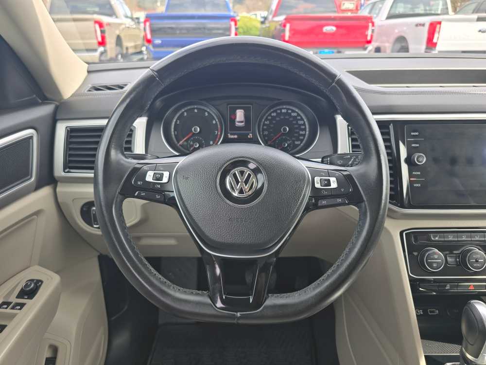 Thumbnail: 2018 Volkswagen Atlas - 11