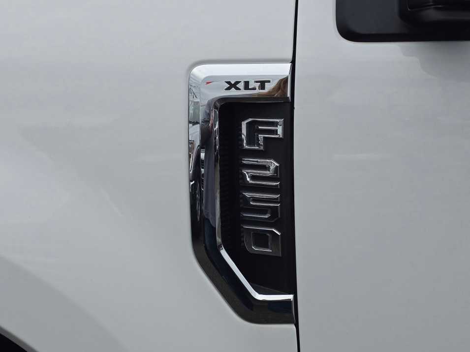 Thumbnail: 2019 Ford F-250 - 17