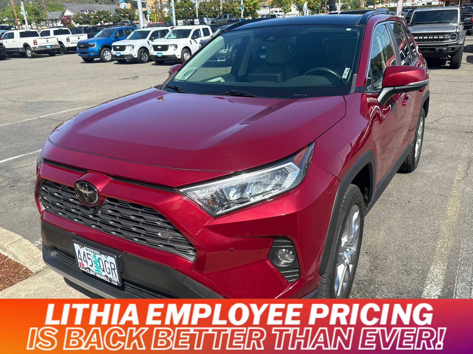 Thumbnail: 2020 Toyota RAV4 - 1