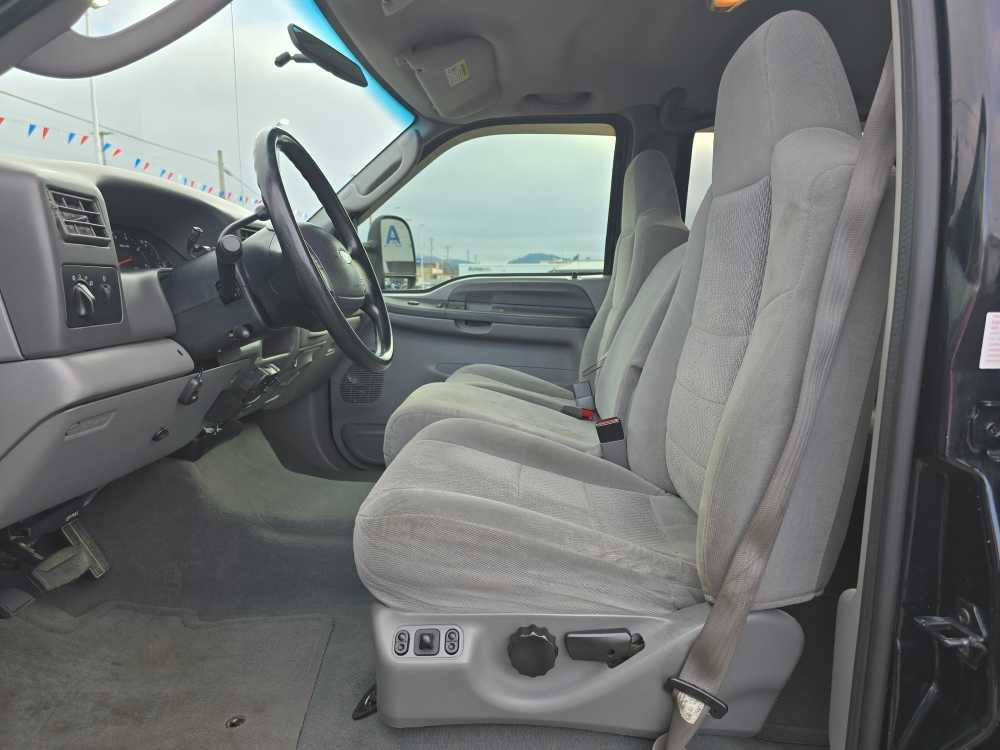 Thumbnail: 2004 Ford F-350 - 10