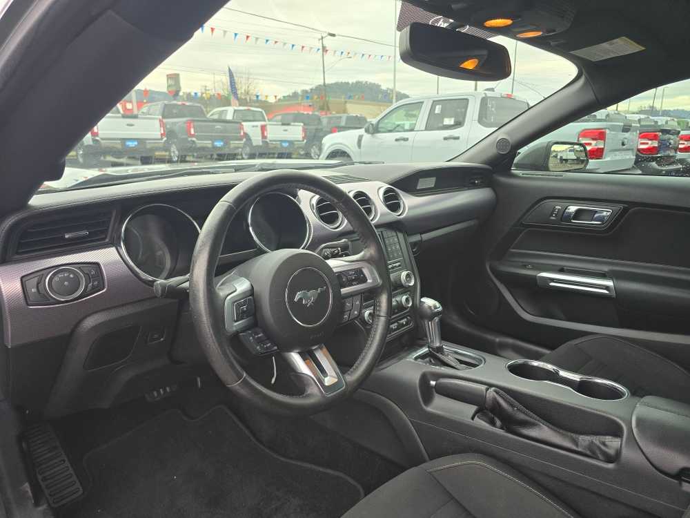 Thumbnail: 2017 Ford Mustang - 9