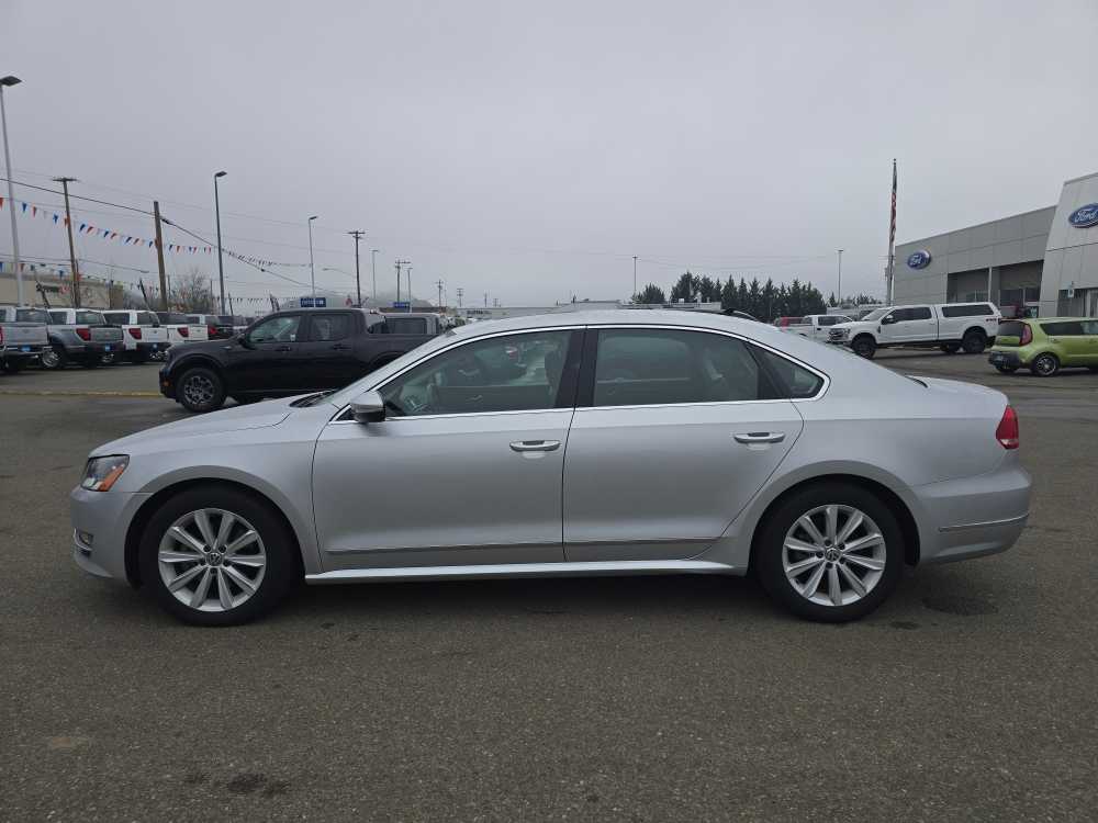 Thumbnail: 2012 Volkswagen Passat - 2