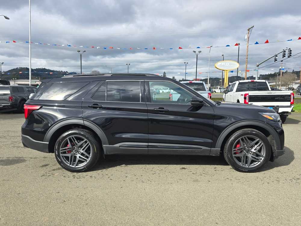 Thumbnail: 2026 Ford Explorer - 6