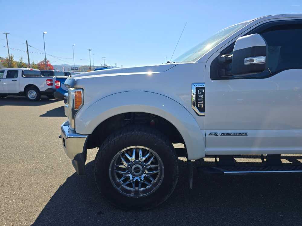 Thumbnail: 2017 Ford F-350 - 18
