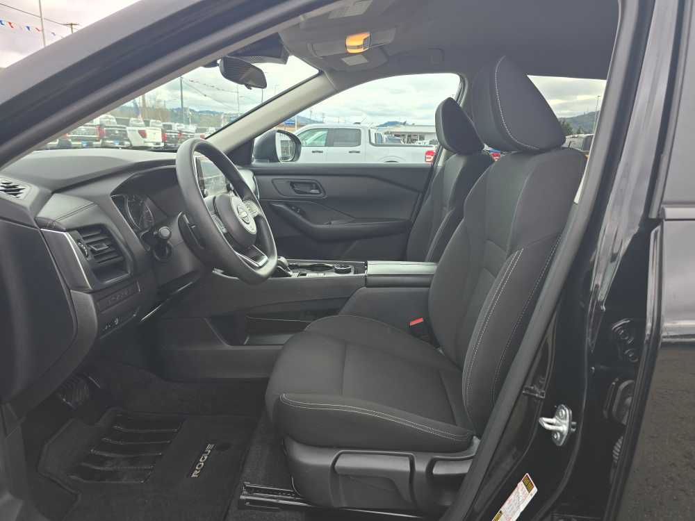 Thumbnail: 2024 Nissan Rogue - 9