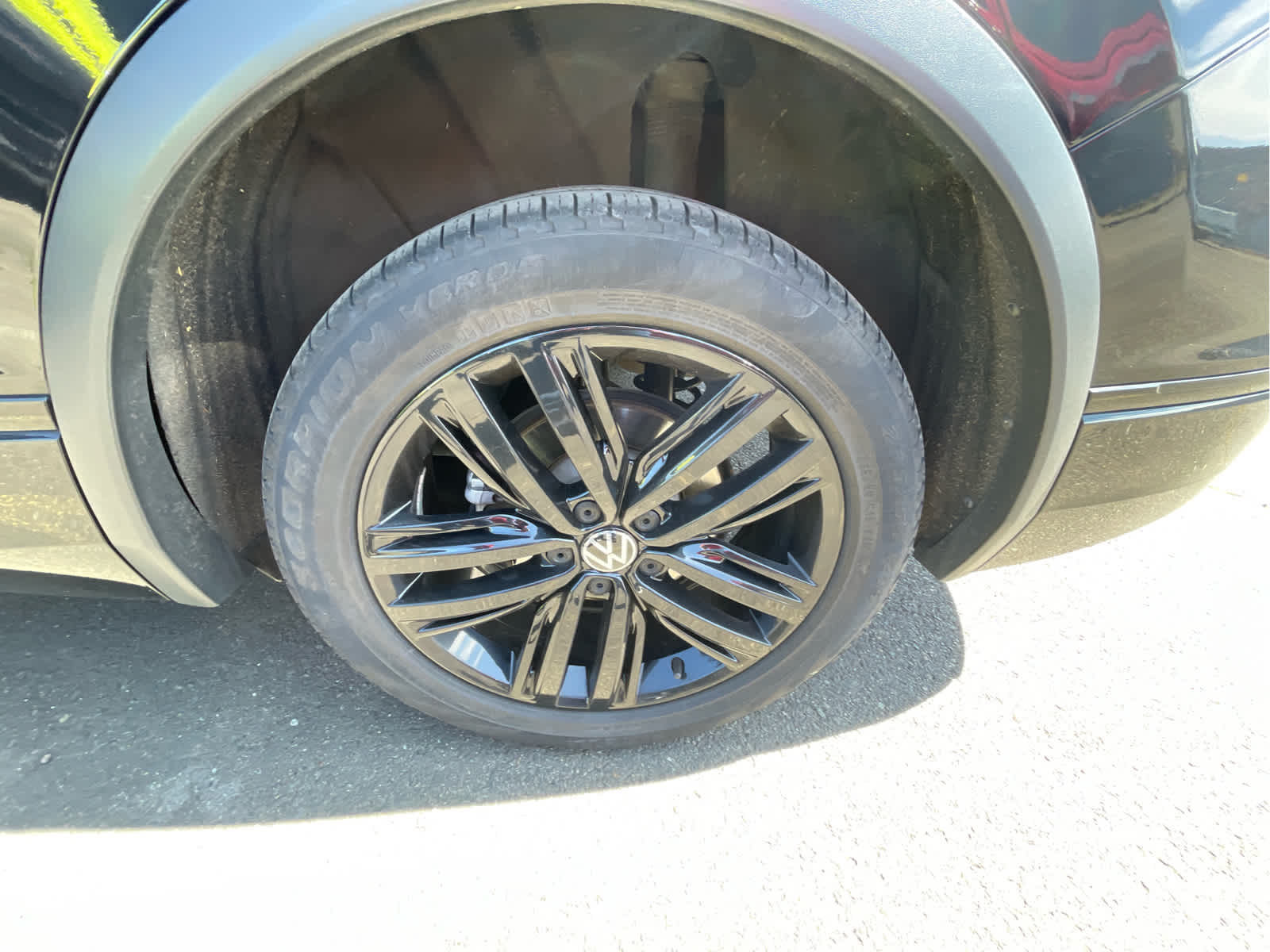 Thumbnail: 2022 Volkswagen Tiguan - 15