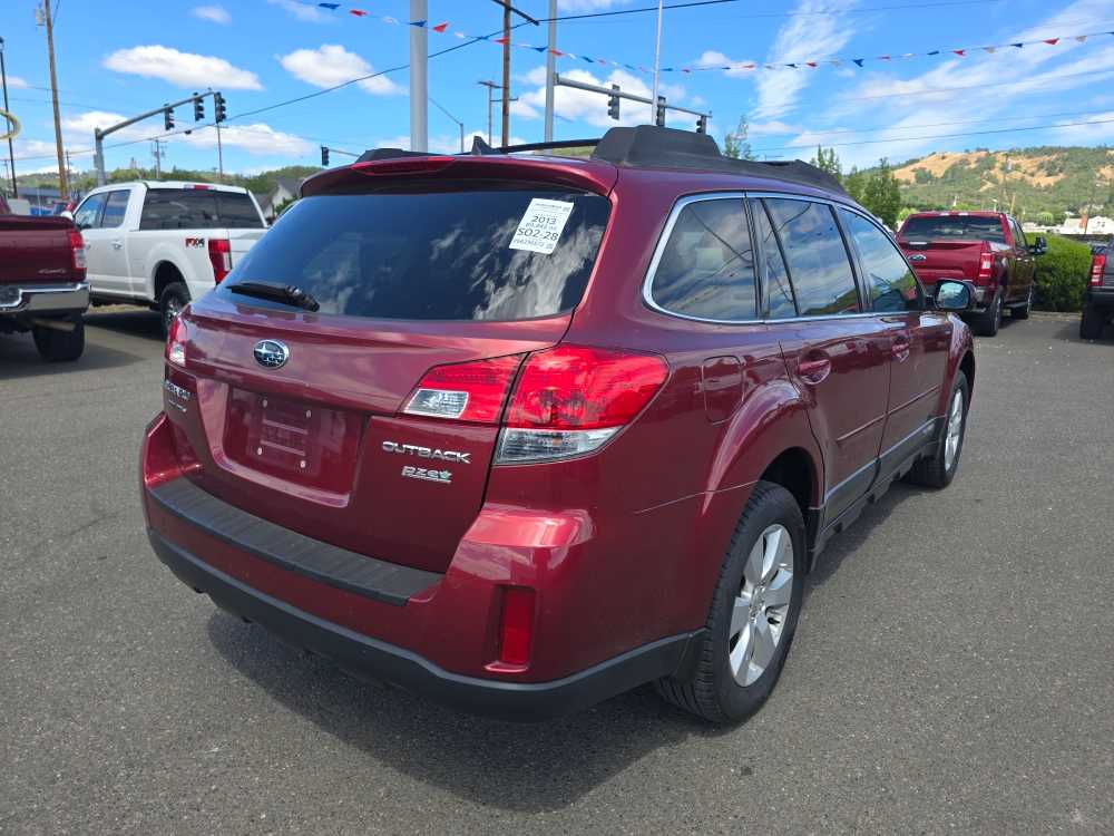 Thumbnail: 2013 Subaru Outback - 10