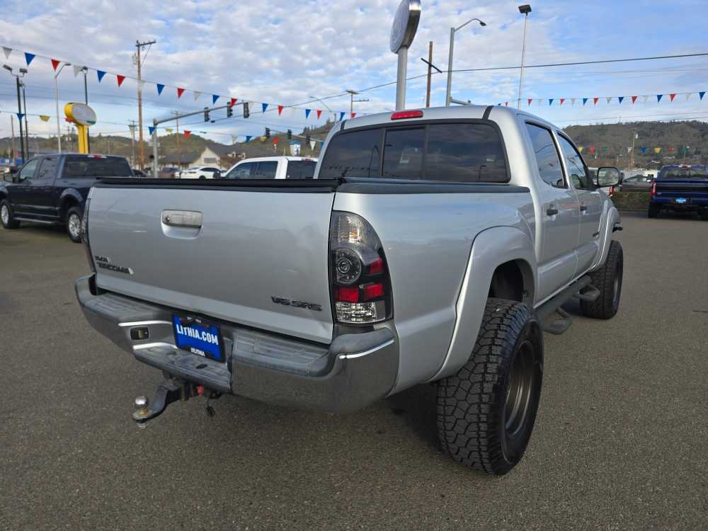 Thumbnail: 2005 Toyota Tacoma - 5