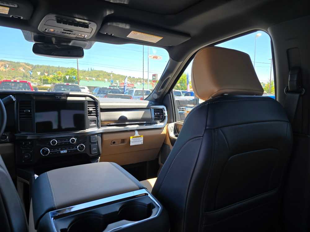 Thumbnail: 2025 Ford F-250 - 14