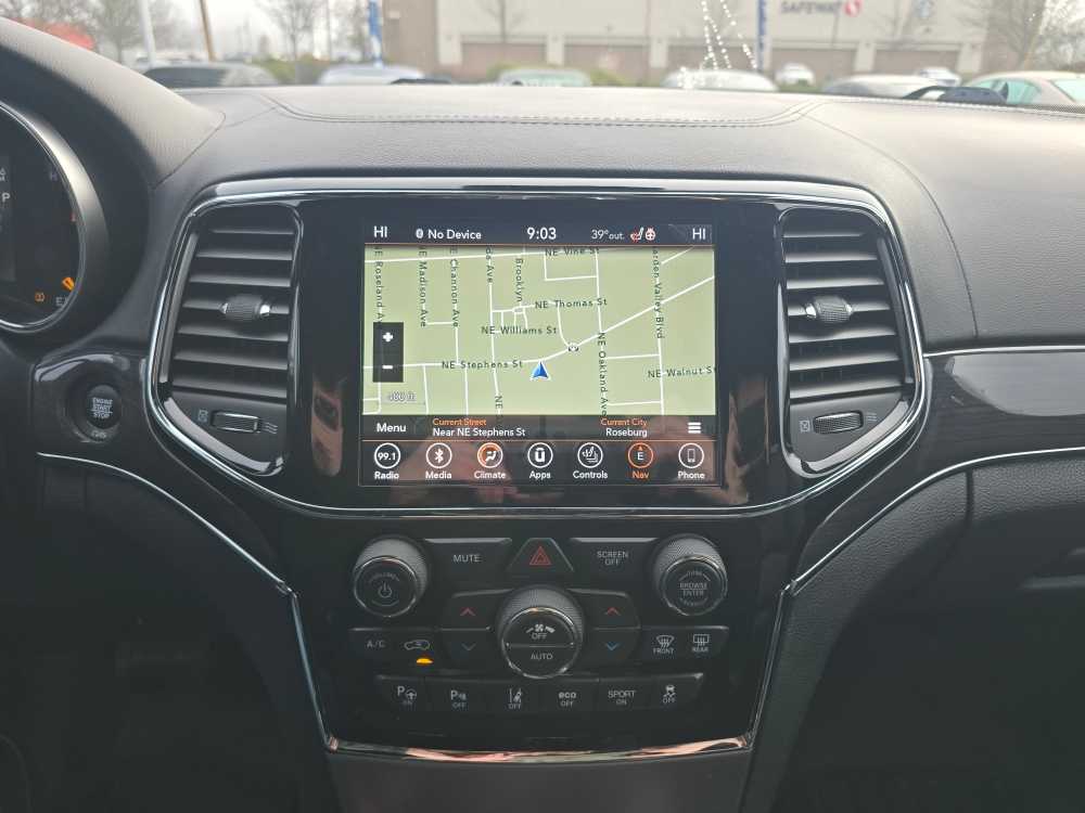 Thumbnail: 2019 Jeep Grand Cherokee - 12