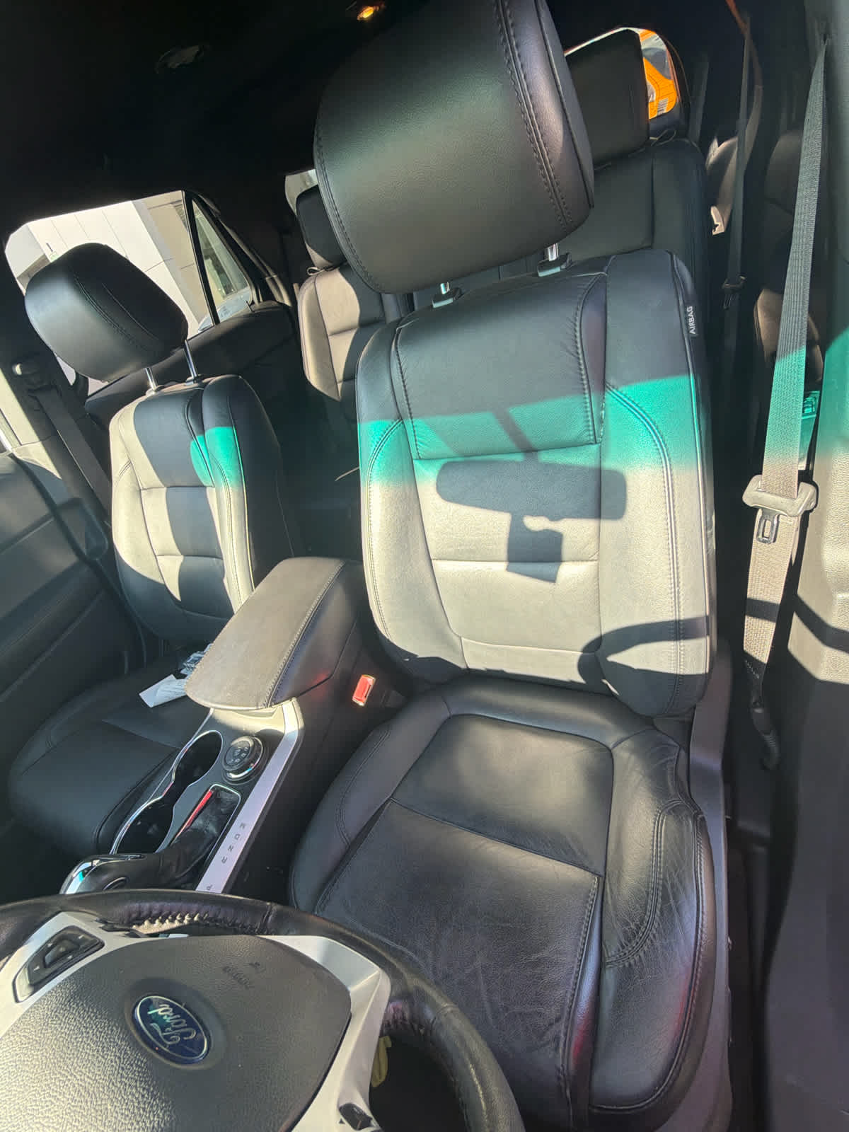 Thumbnail: 2015 Ford Explorer - 8