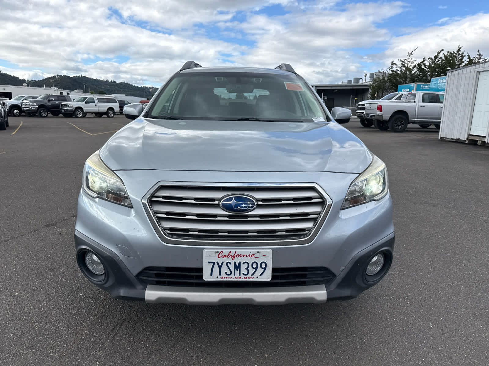 Thumbnail: 2017 Subaru Outback - 8