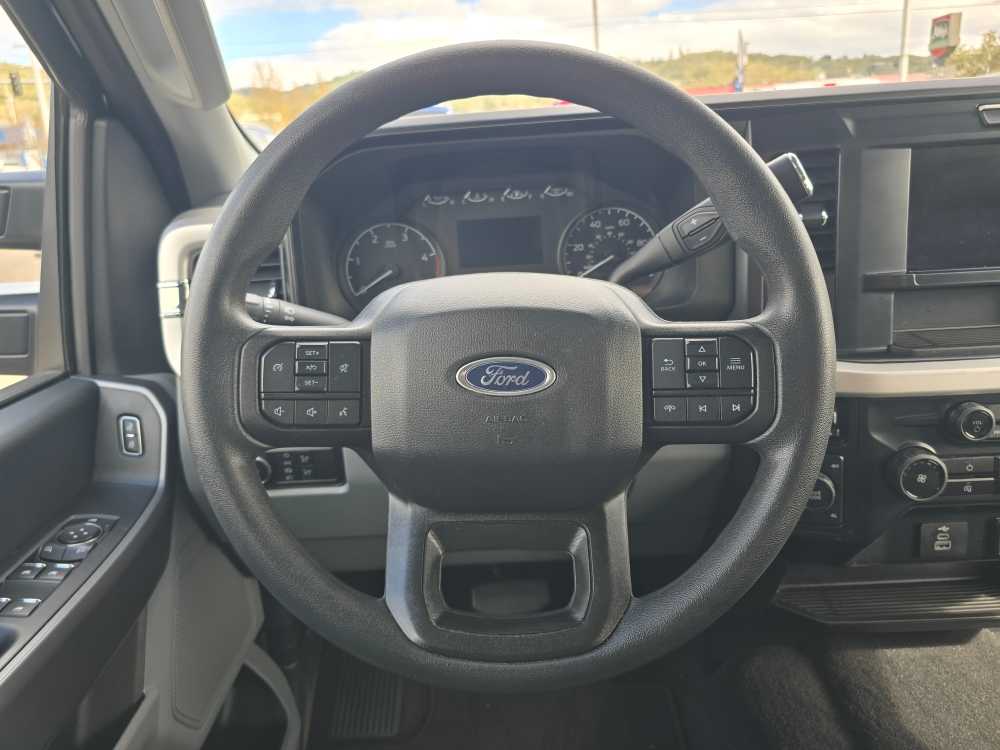 Thumbnail: 2025 Ford F-350 - 12