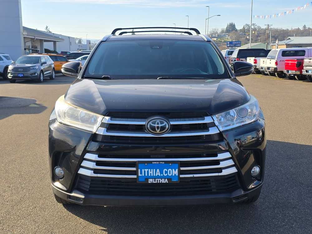 Thumbnail: 2018 Toyota Highlander - 8