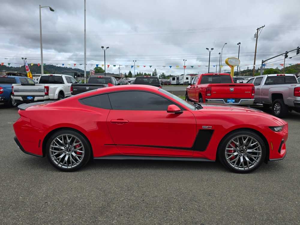 2024 Ford Mustang  6