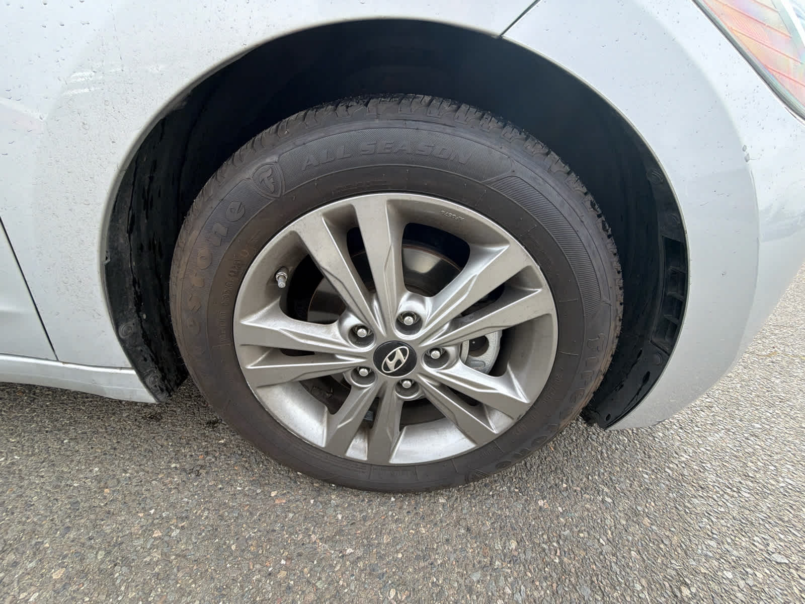 Thumbnail: 2018 Hyundai Elantra - 6