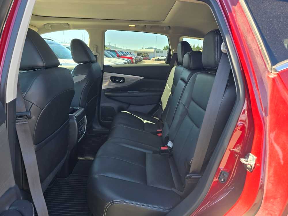2018 Nissan Murano SL 16