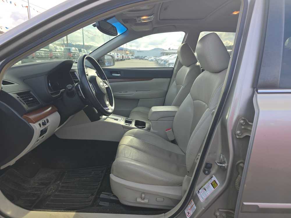 Thumbnail: 2014 Subaru Outback - 9